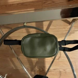 Hunter Green fanny pack